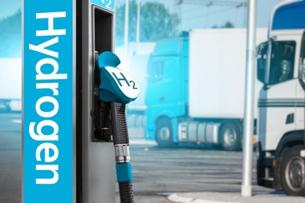 thumbnails Private Visit to Hydrogen Refuelling Station
